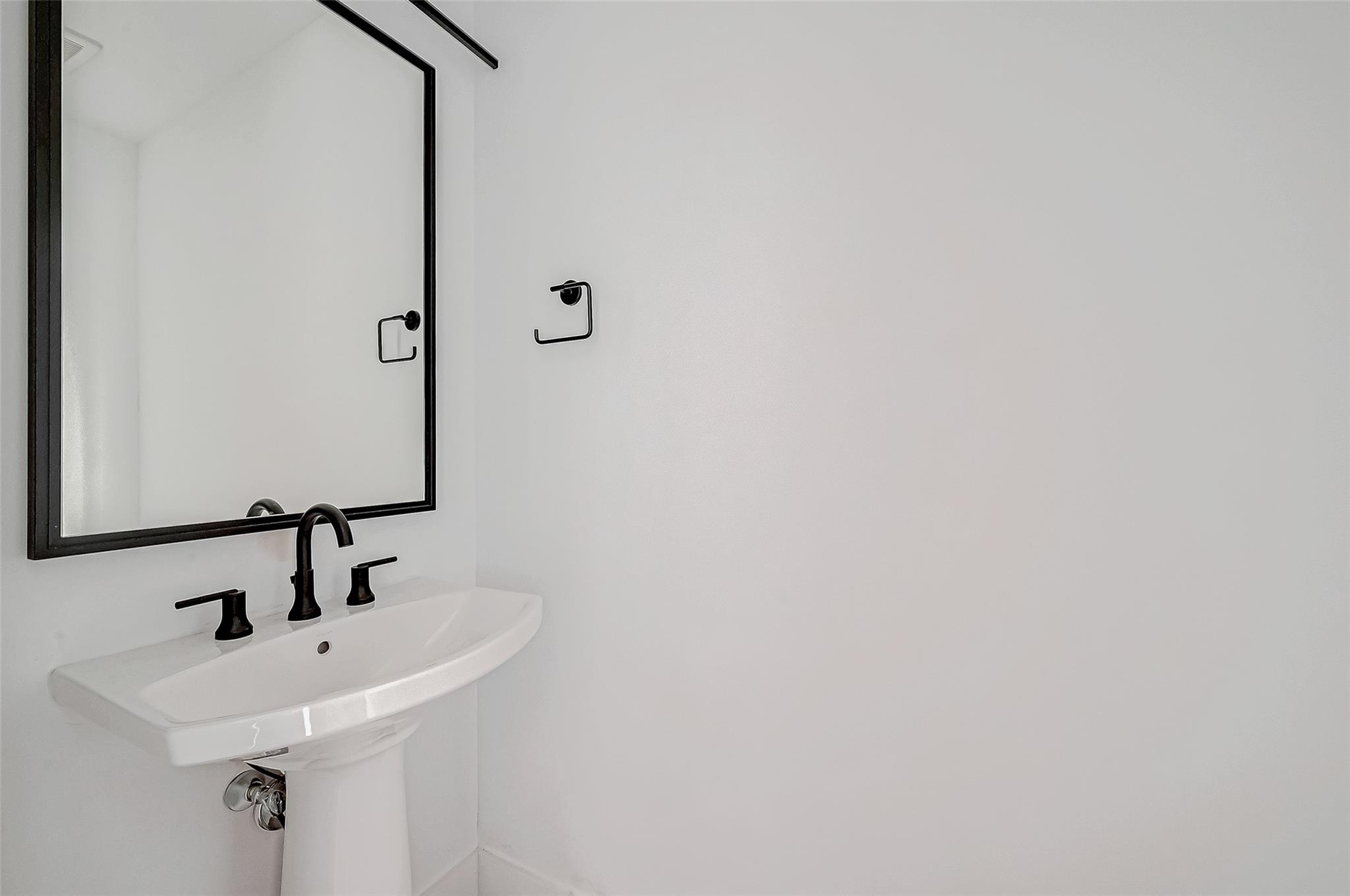 1711 Allen Parkway # 1703