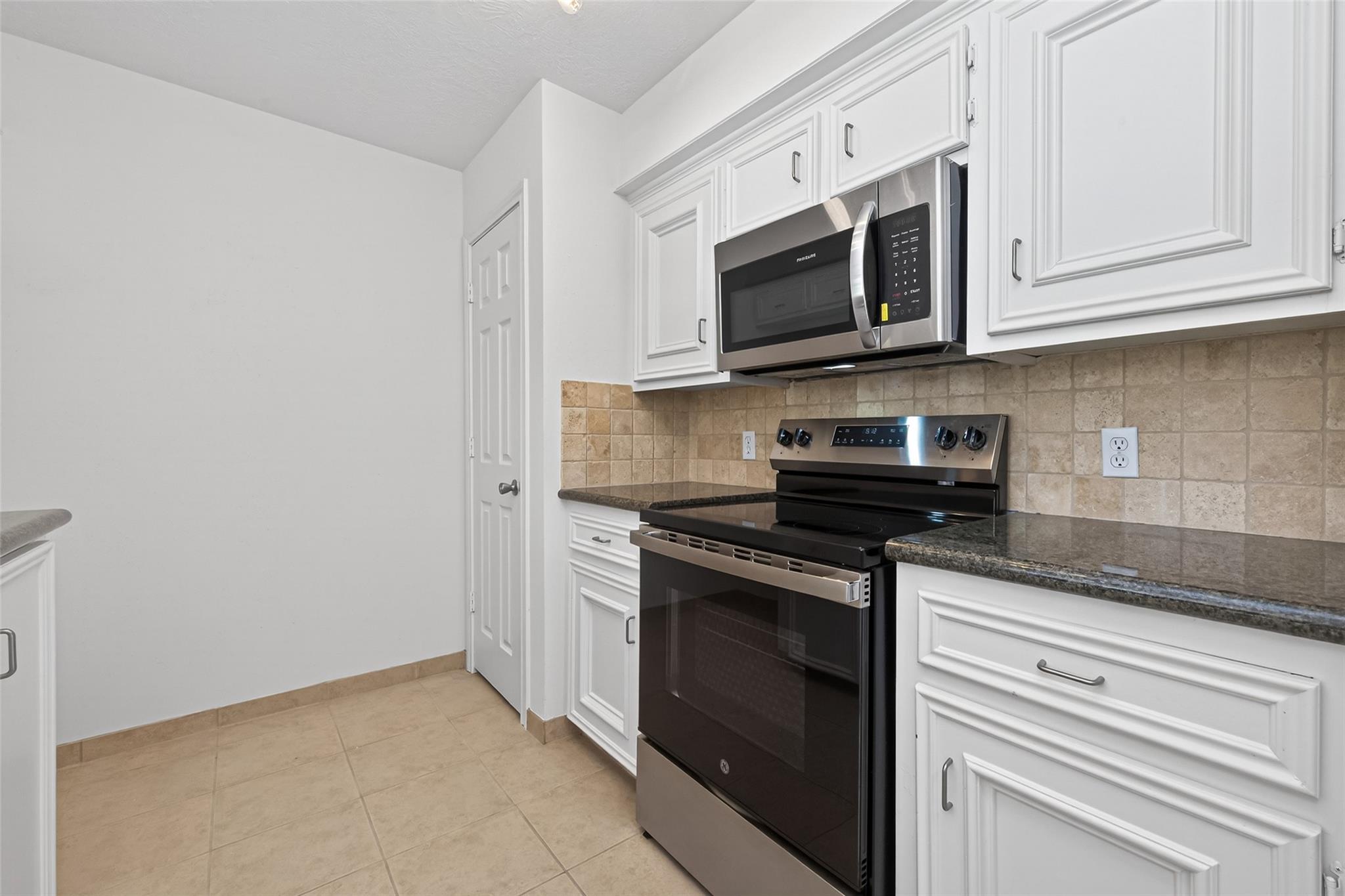 20275 Sunny Shores Drive