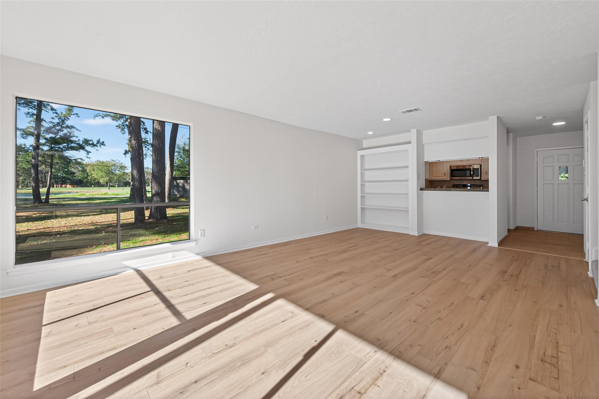 20275 Sunny Shores Drive