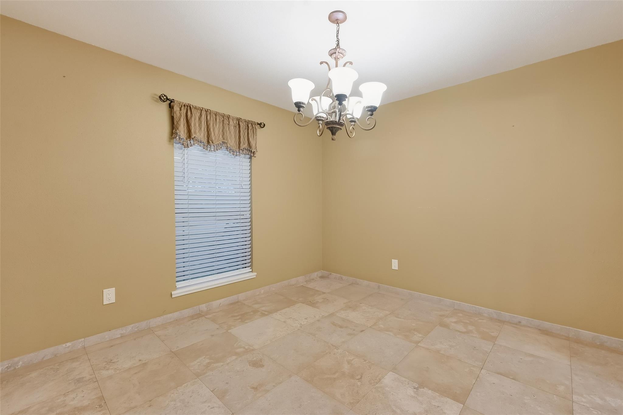 1011 Chateau Woods Parkway Drive