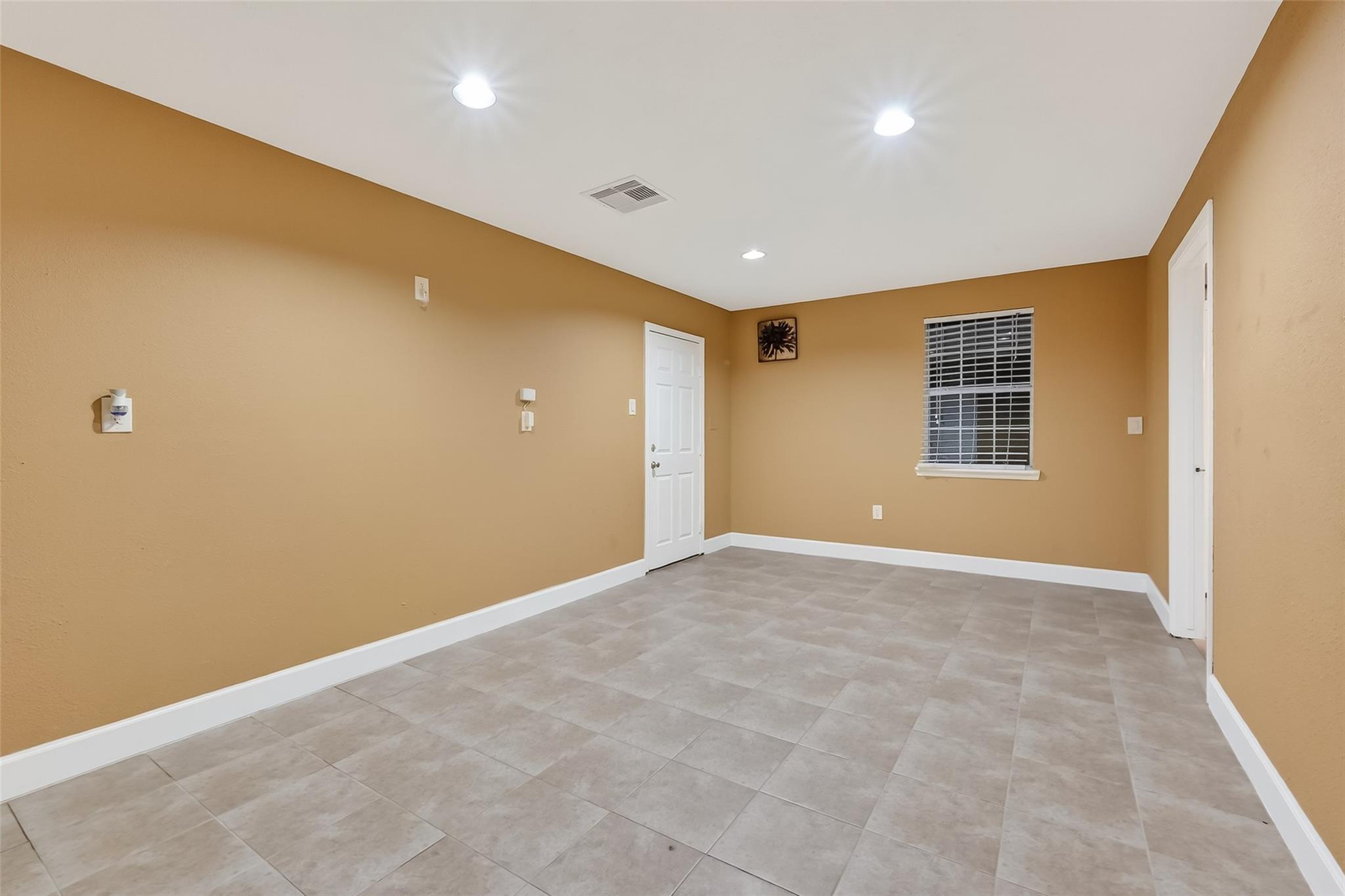 1011 Chateau Woods Parkway Drive