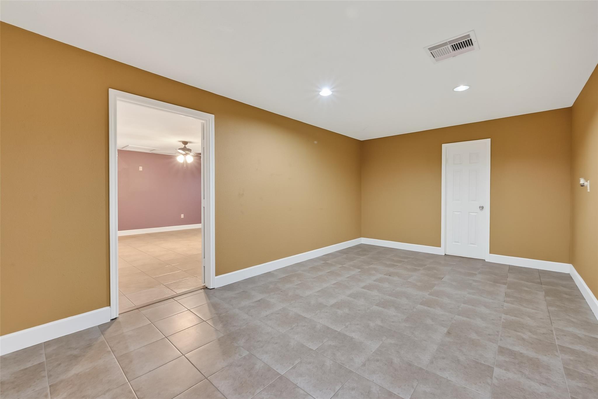 1011 Chateau Woods Parkway Drive