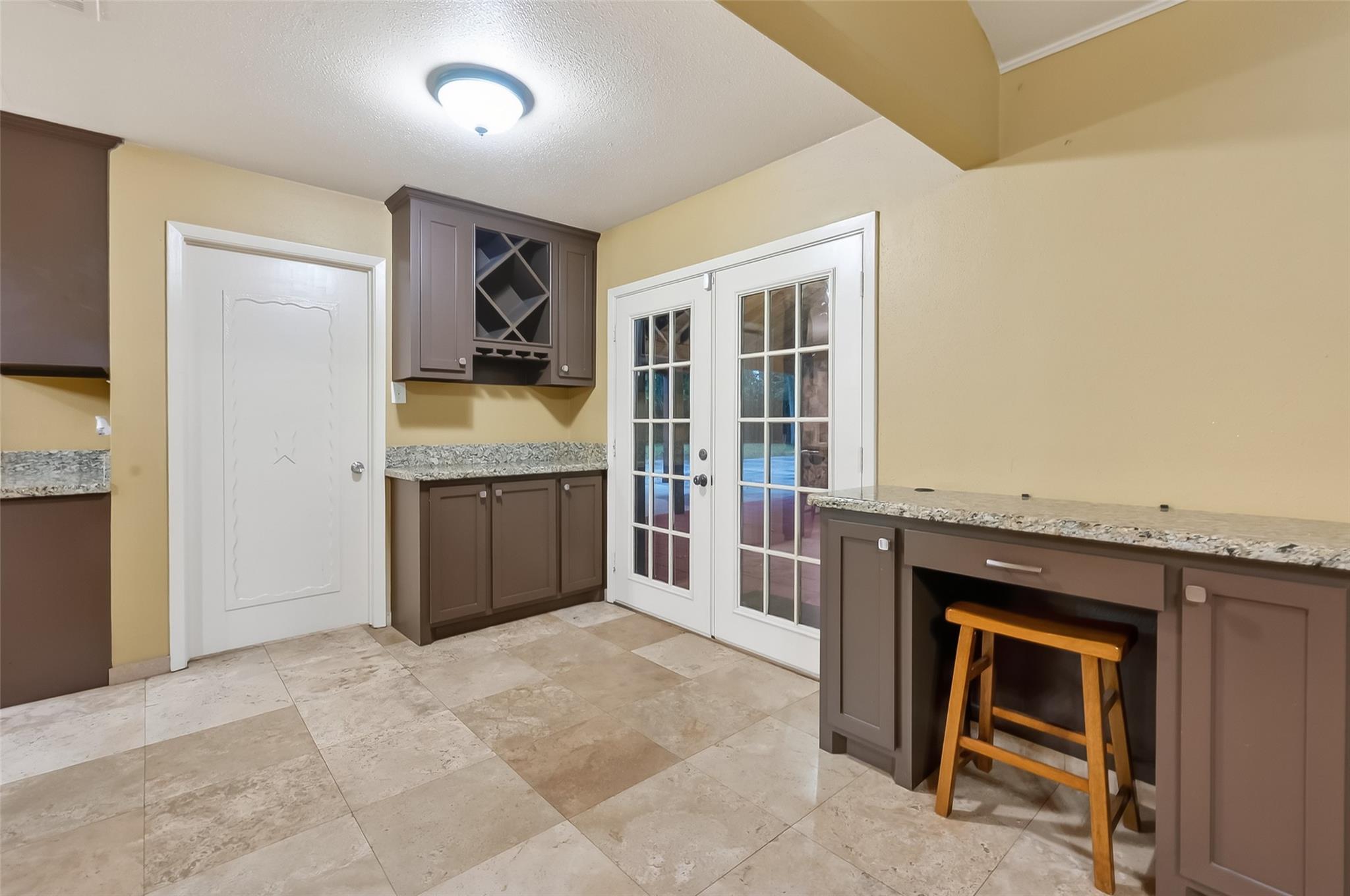 1011 Chateau Woods Parkway Drive