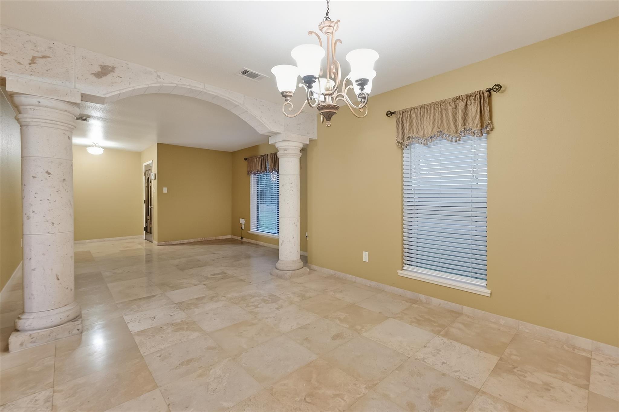 1011 Chateau Woods Parkway Drive