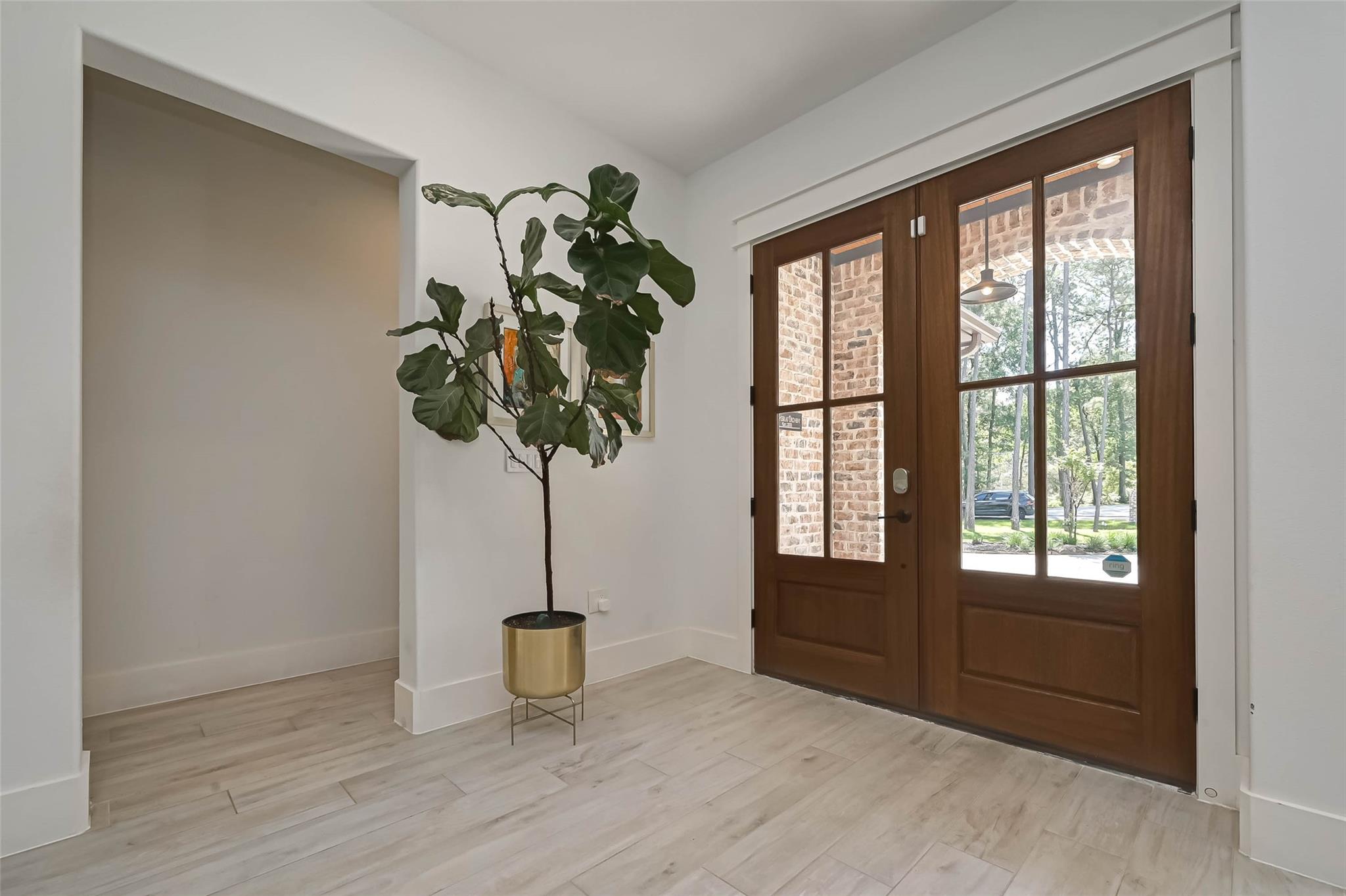 2407 Chantilly Lane Lane