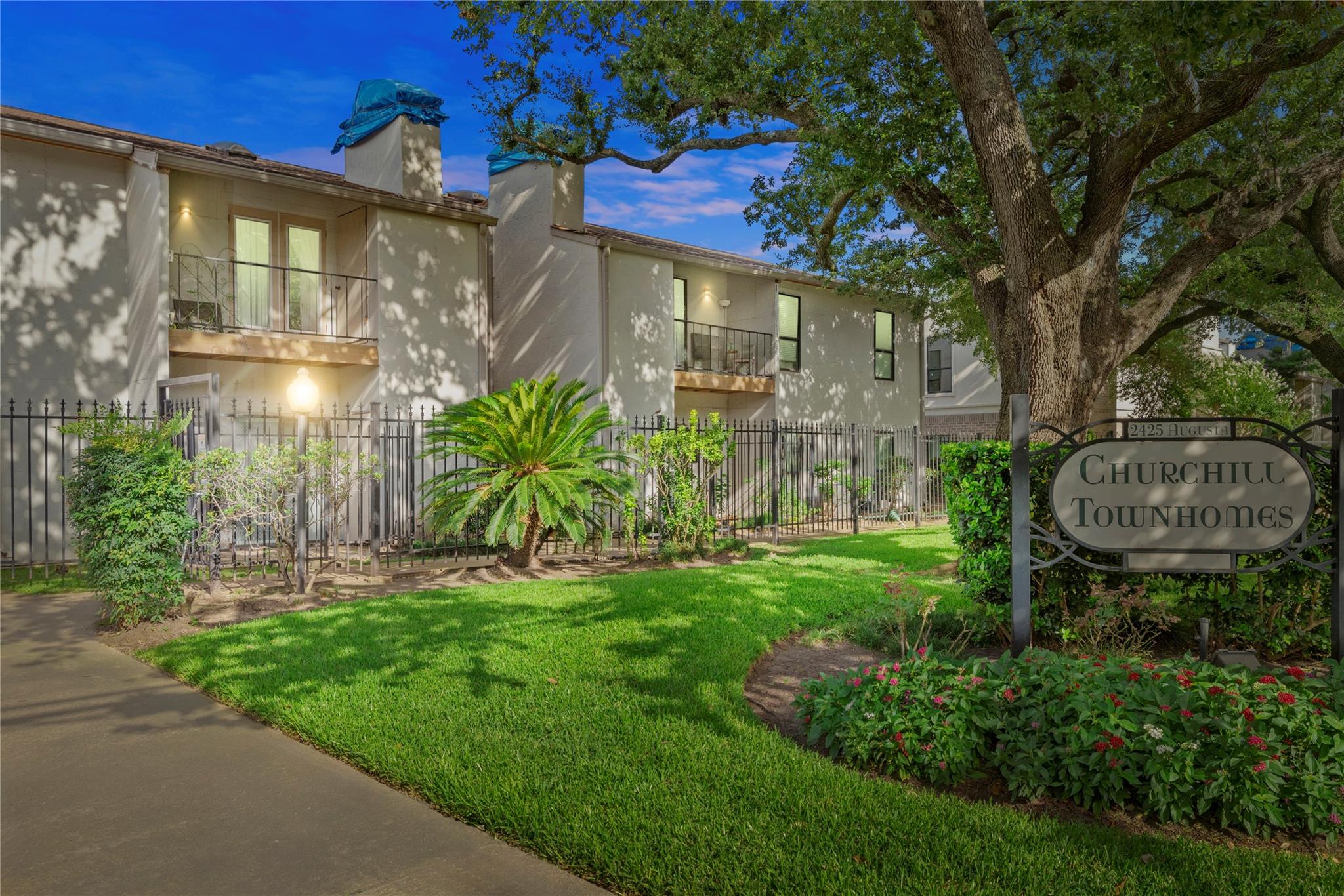 2425 Augusta Drive # 30