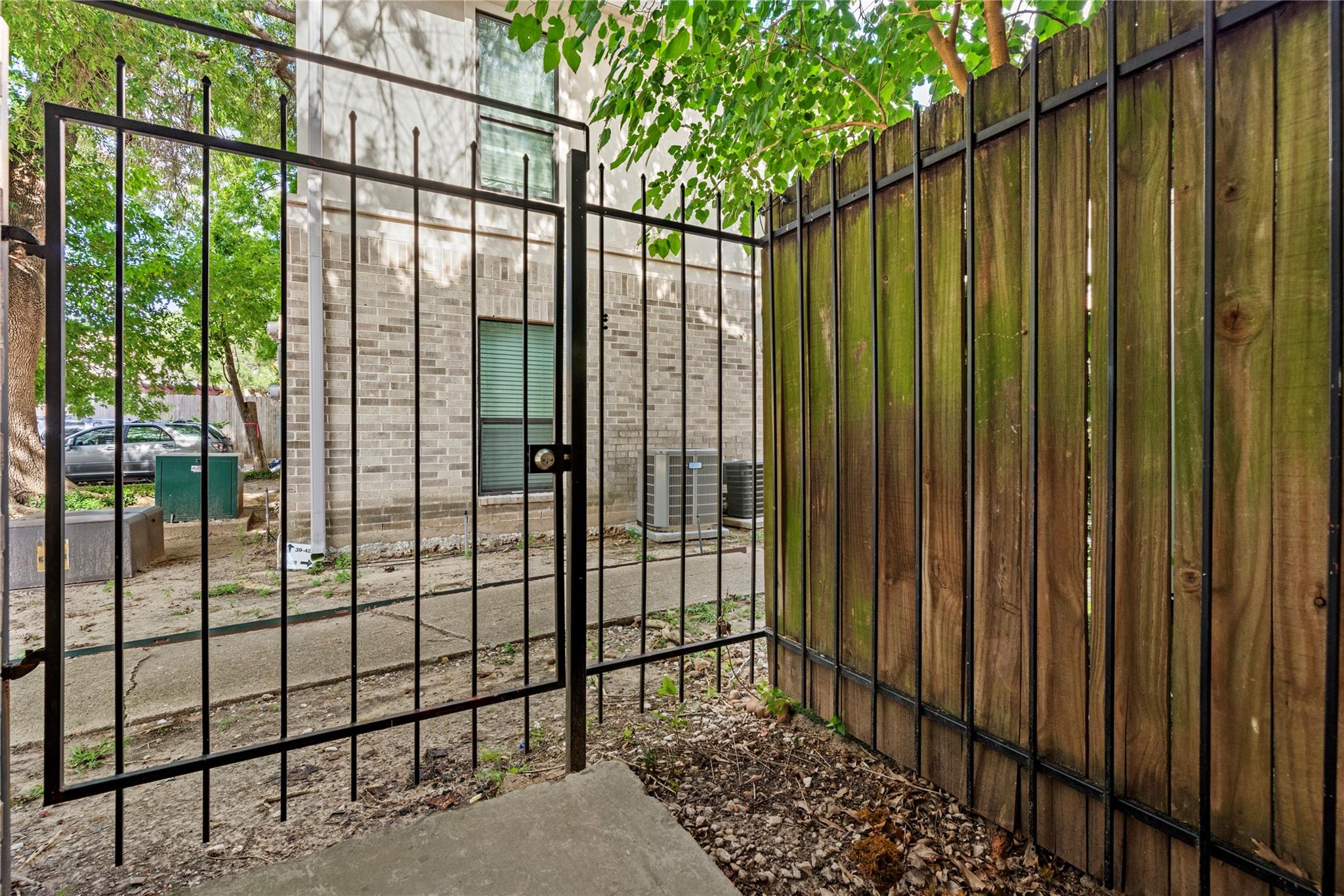 2425 Augusta Drive # 30