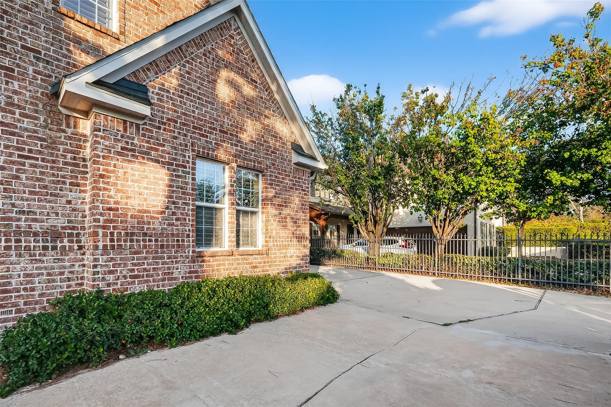 5426 Lampasas Street