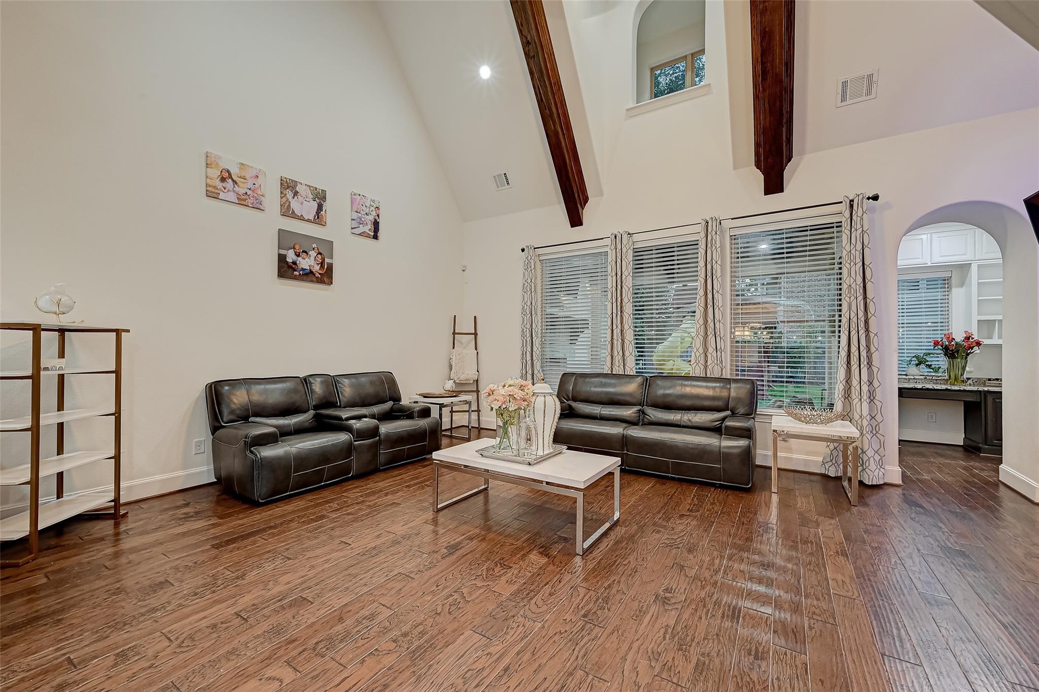 105 Checkerbloom Court