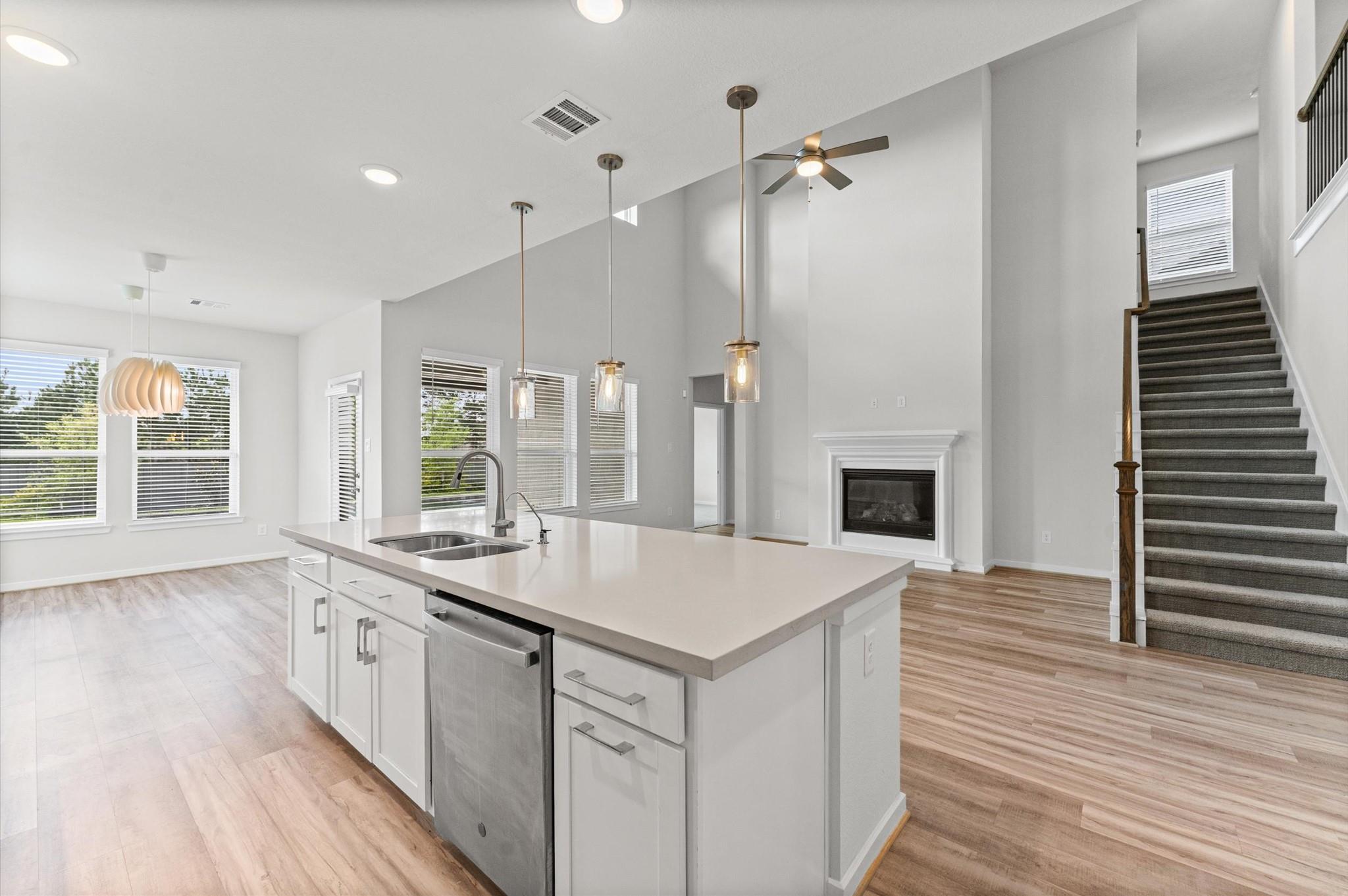 7 Hyacinth Blossom Court