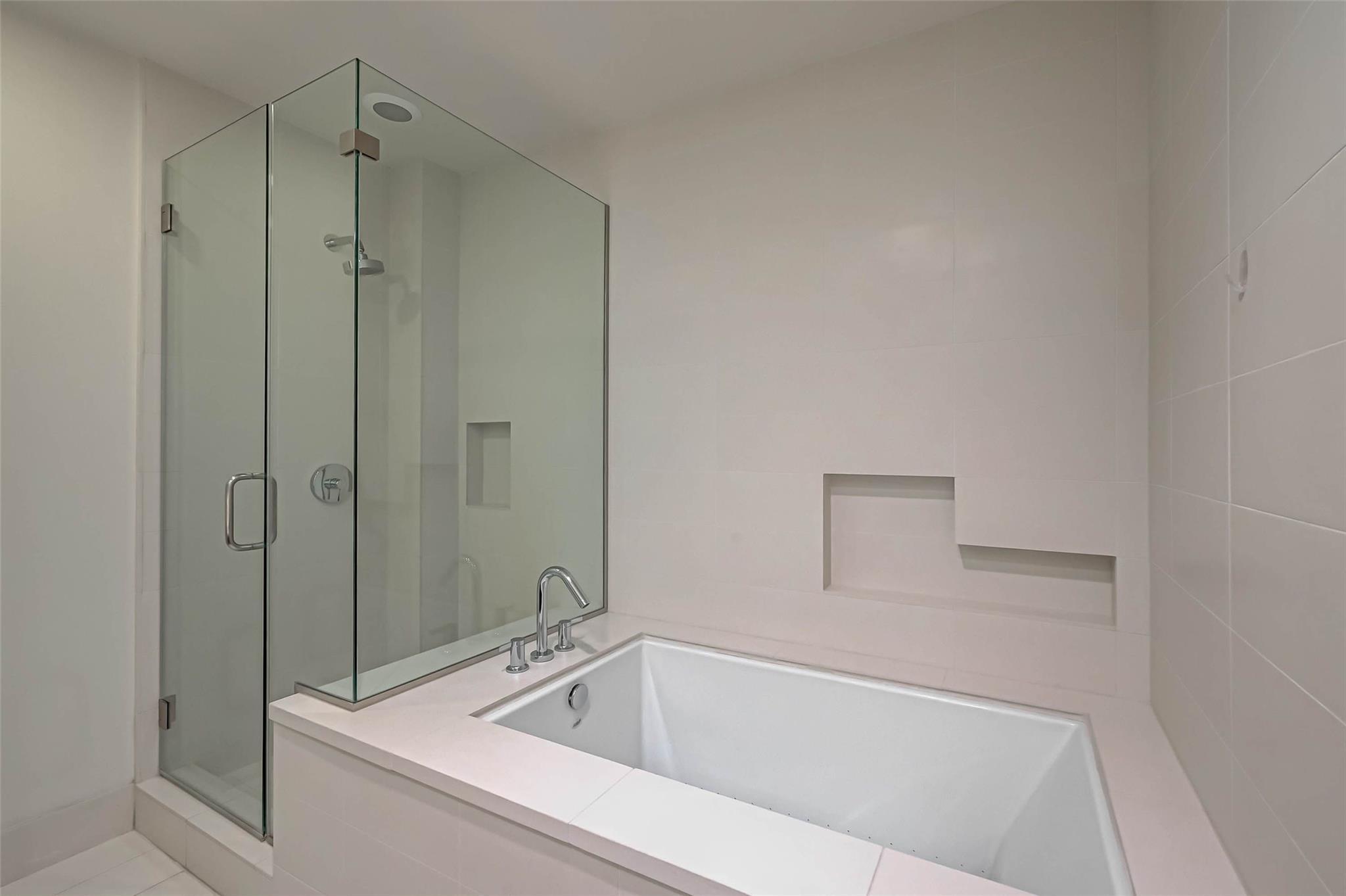 2207 Bancroft Street # 1202