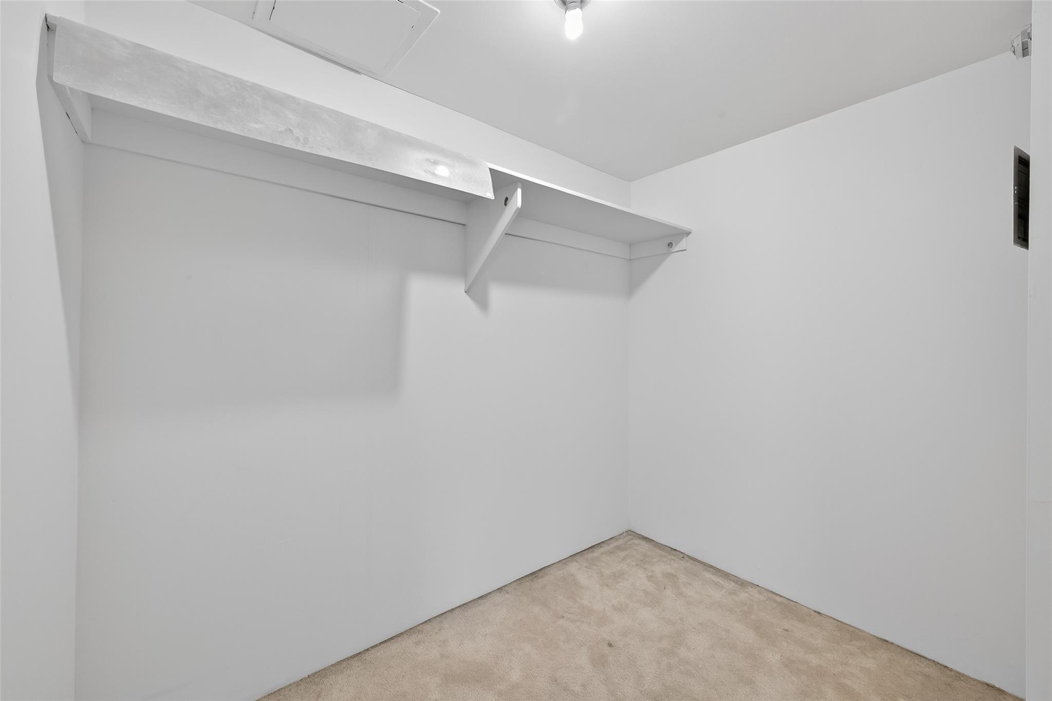 5001 Woodway Drive # 1804