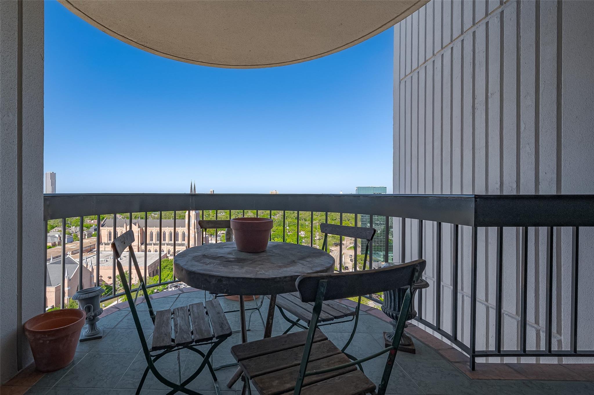 5001 Woodway Drive # 1804