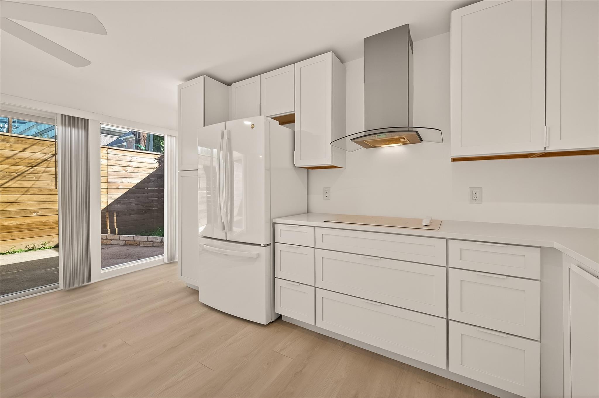 5115 Del Monte Drive Unit: 4/D