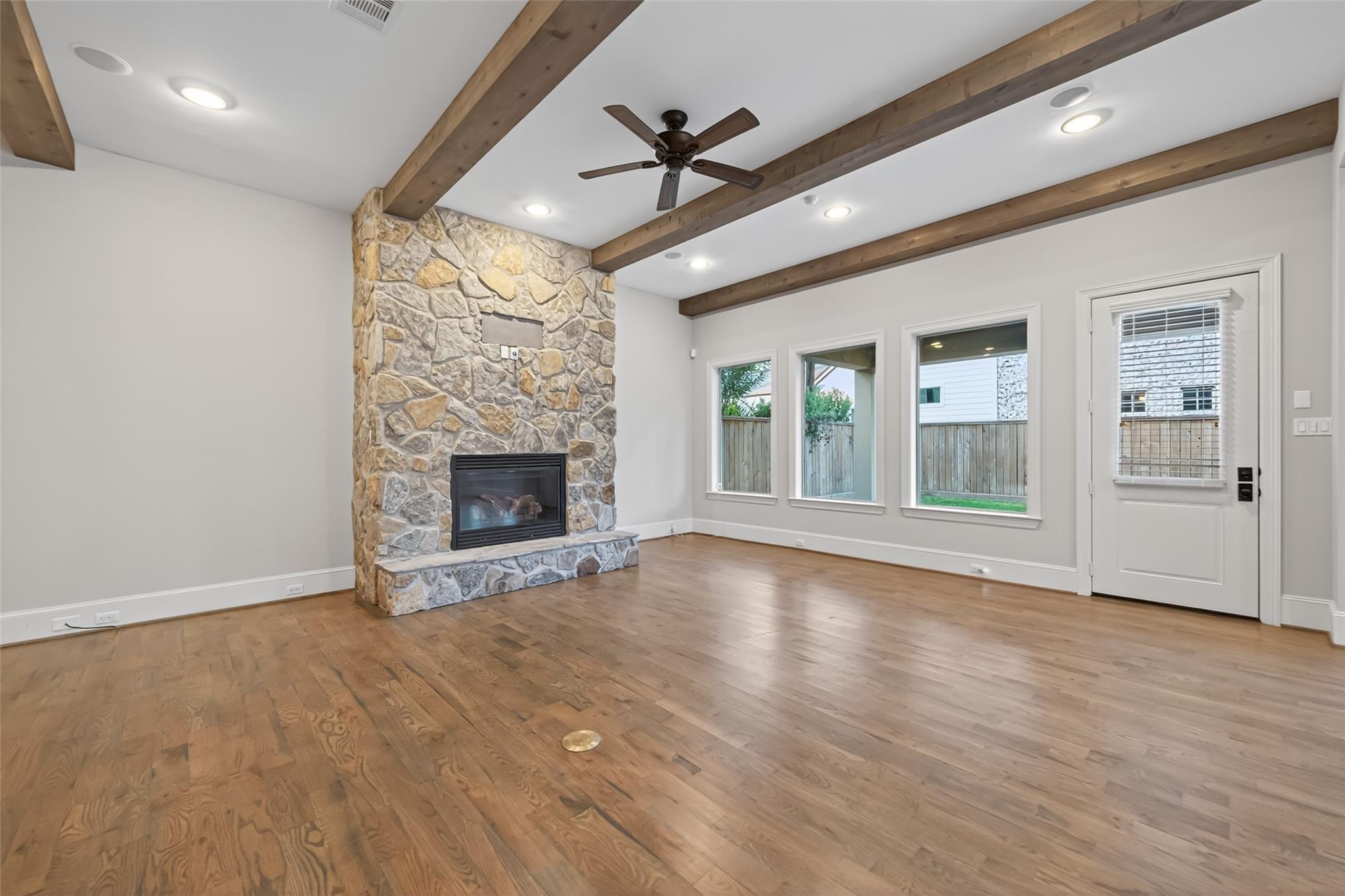 7504 Flowerdale Street