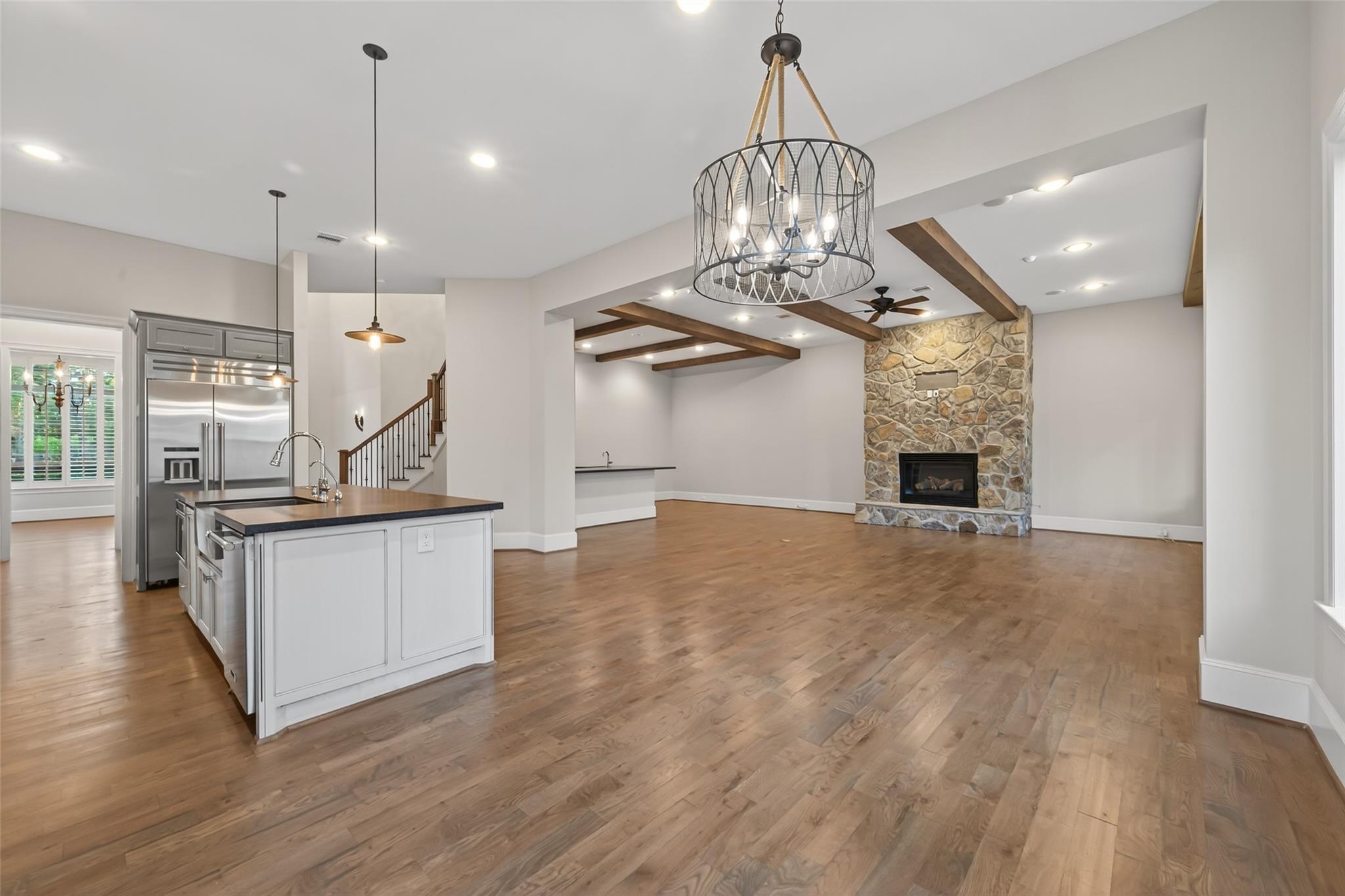 7504 Flowerdale Street