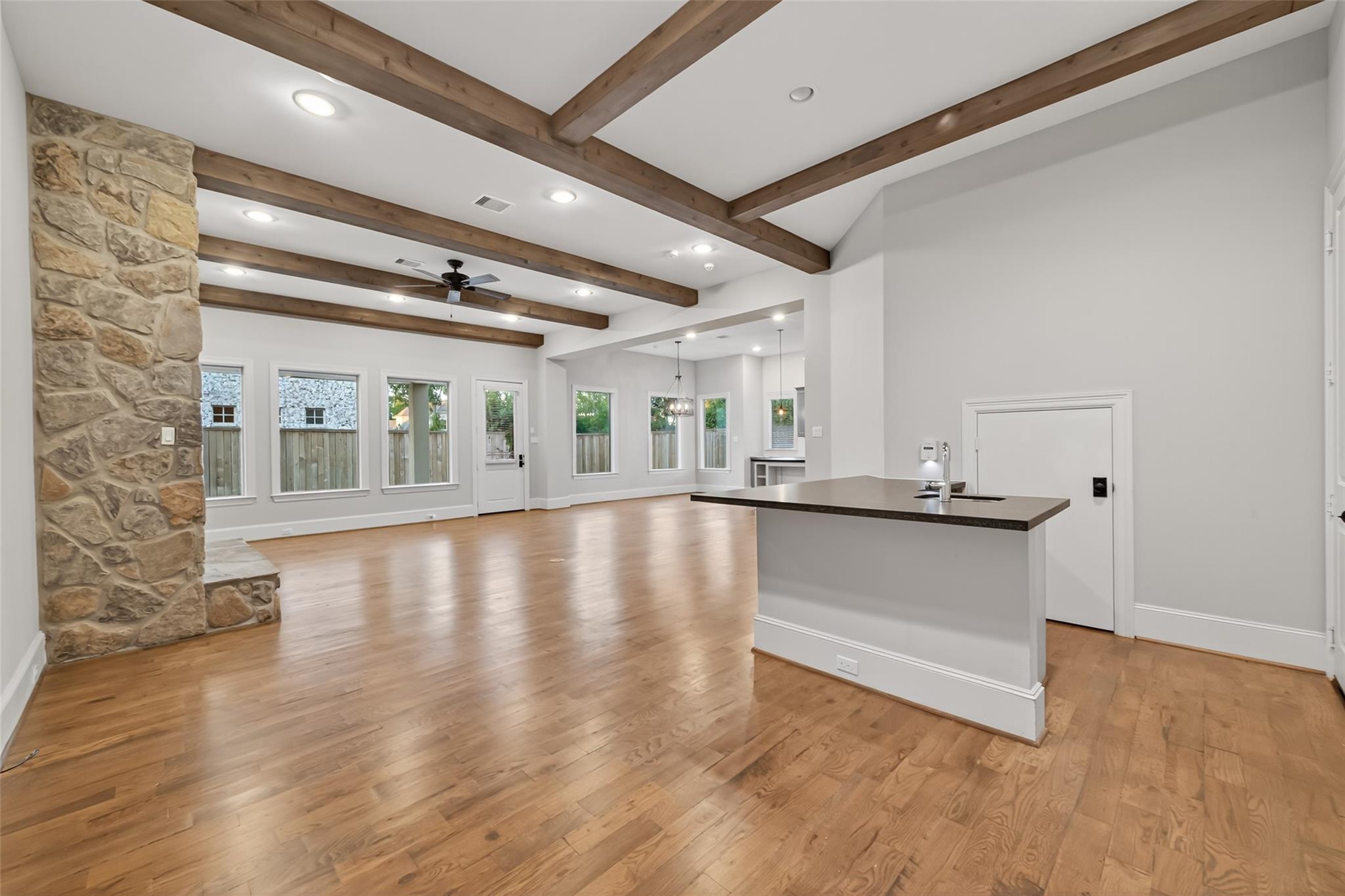 7504 Flowerdale Street