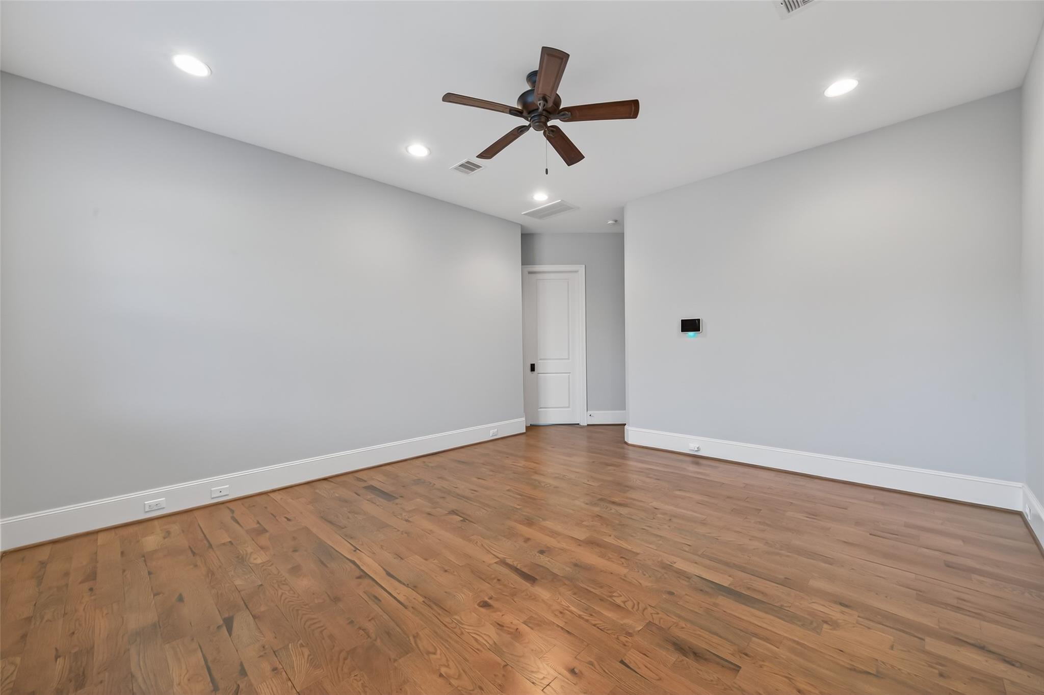 7504 Flowerdale Street