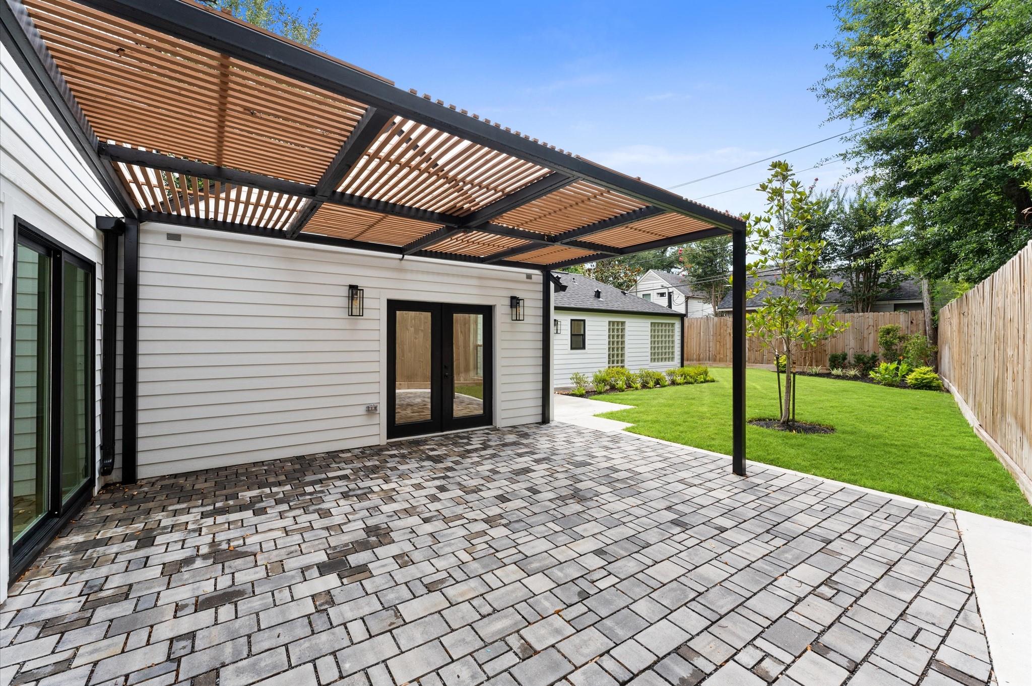 1100 S Shepherd Drive