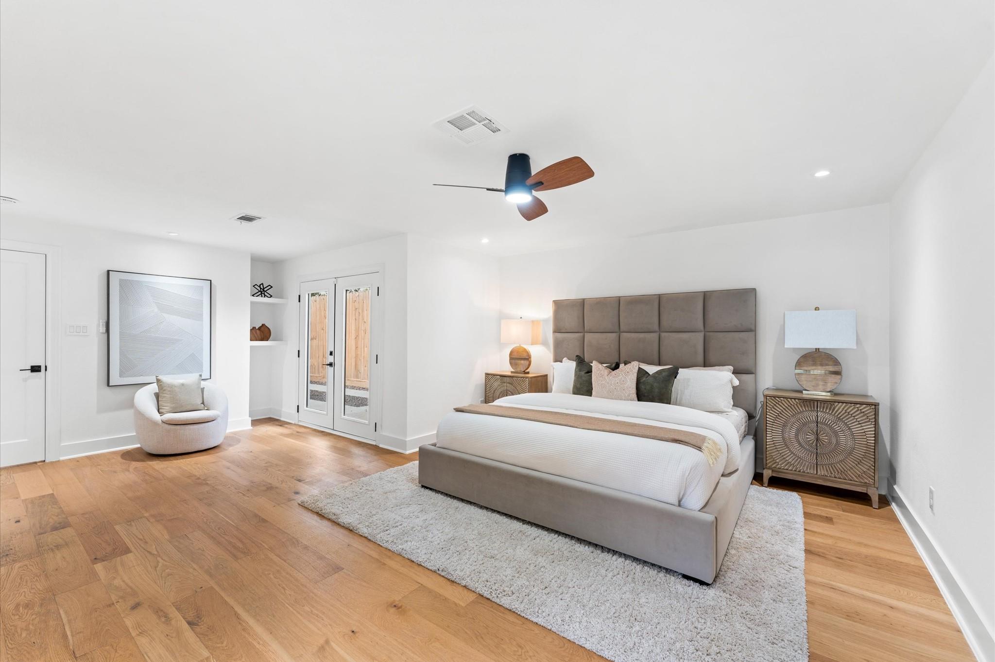 1100 S Shepherd Drive