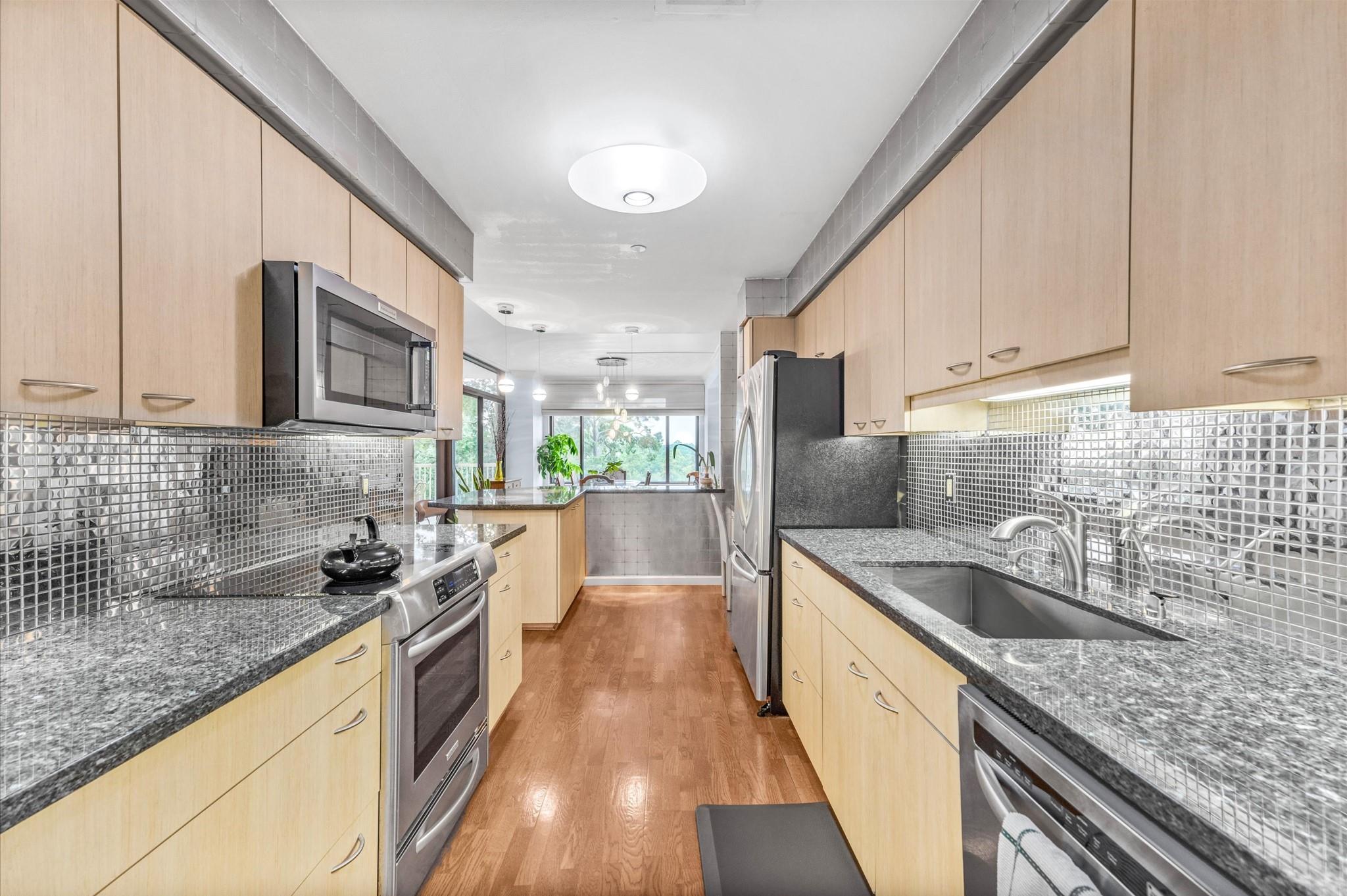 150 Gessner Road # 6D
