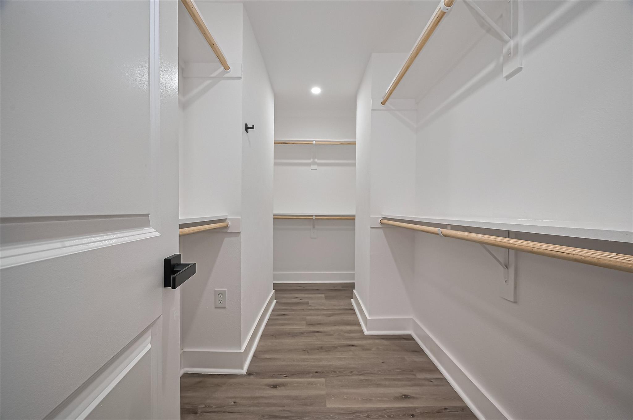 3 Roserush Court