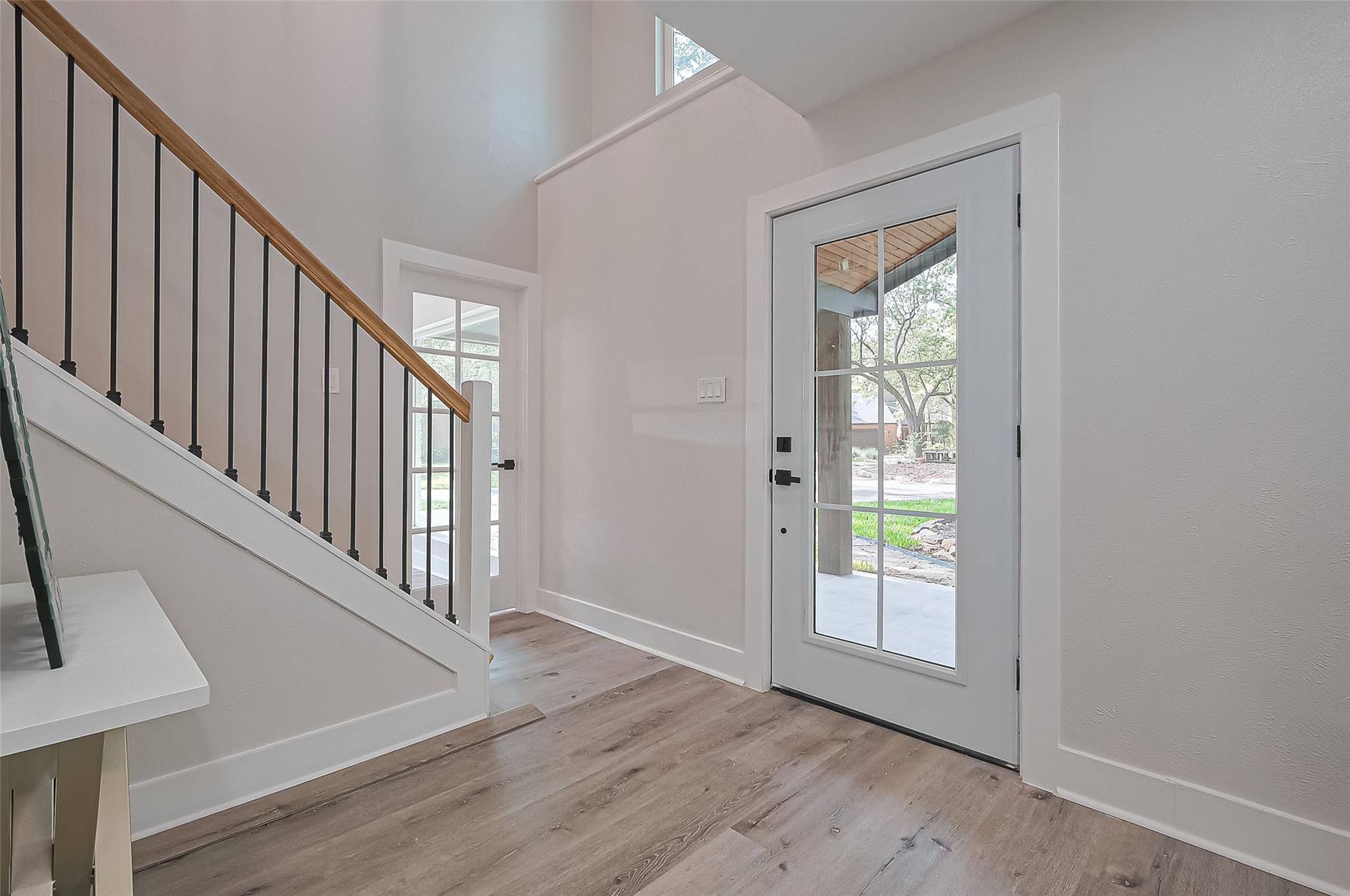 3 Roserush Court