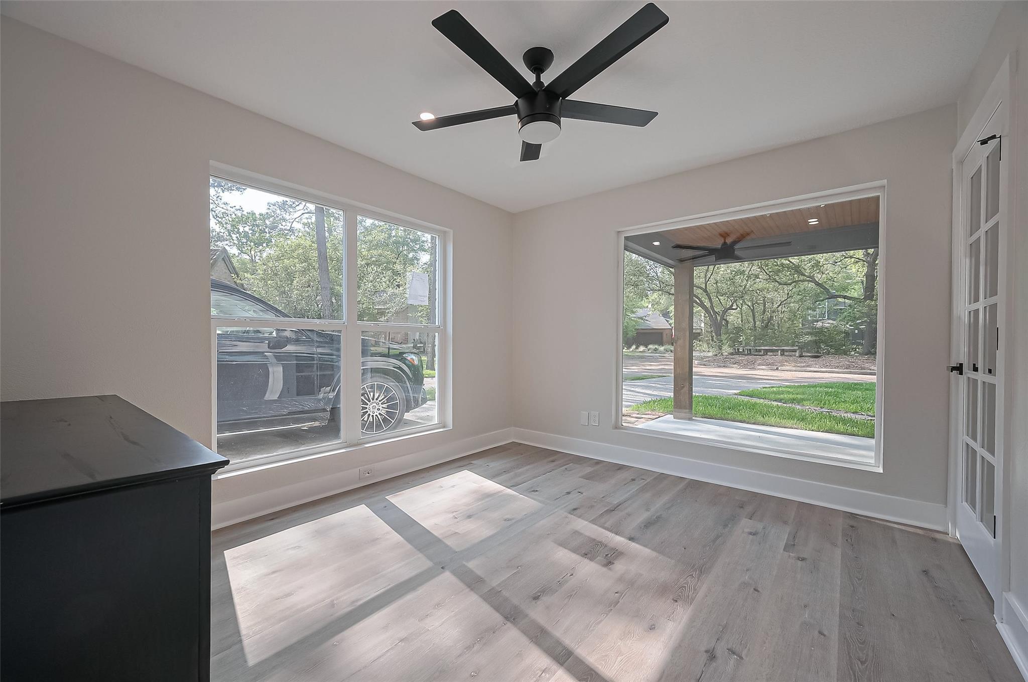 3 Roserush Court