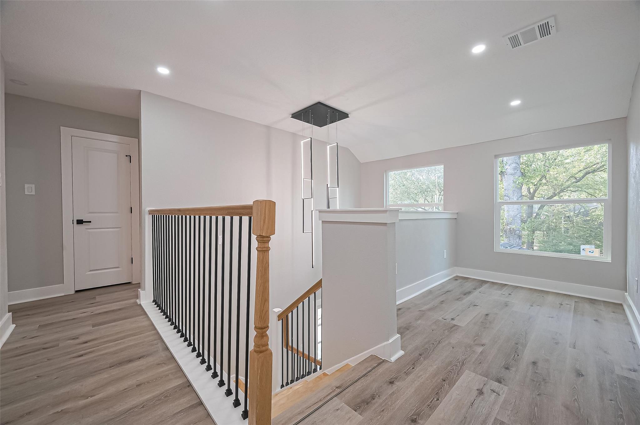3 Roserush Court