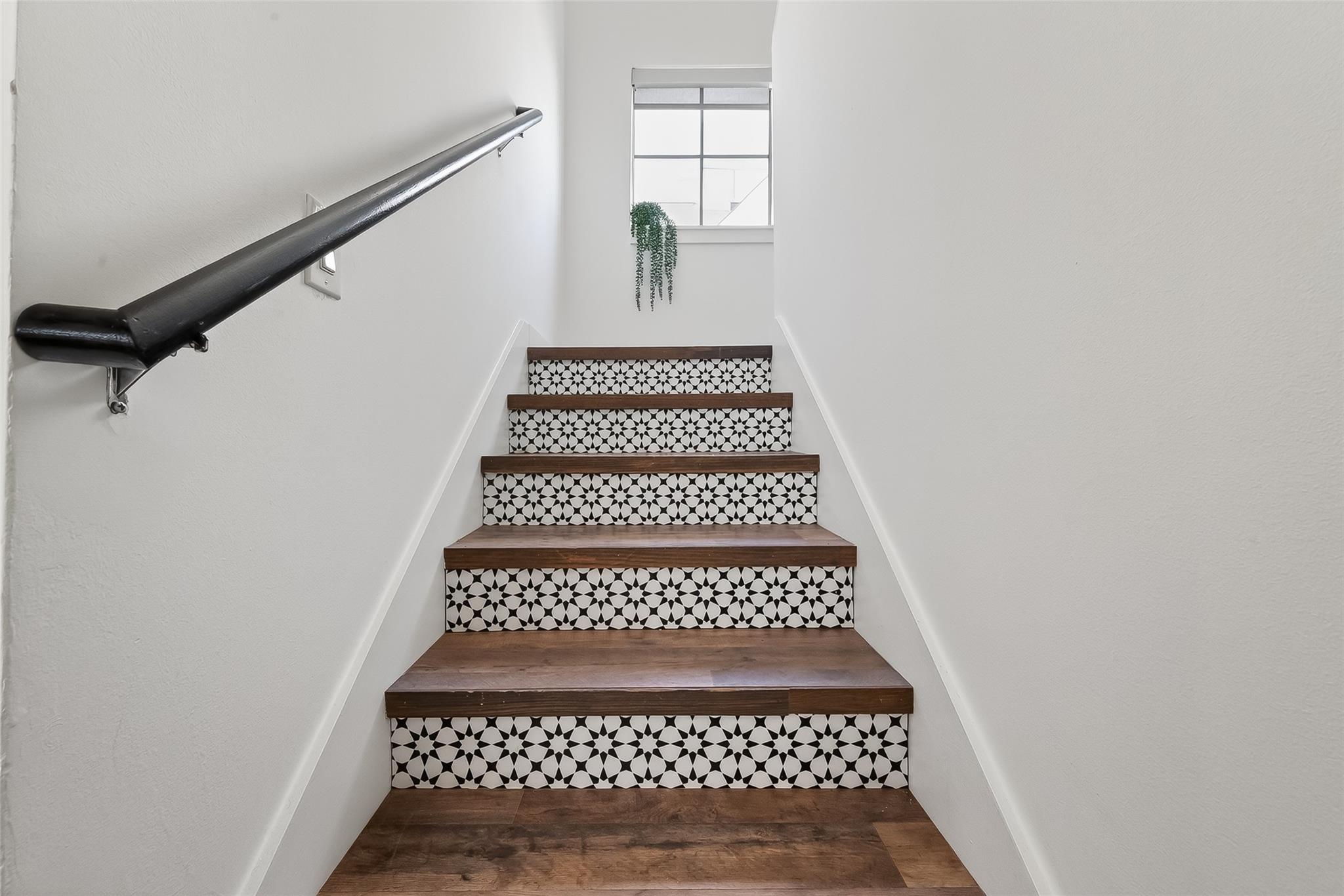 939 Colorado Street # 13