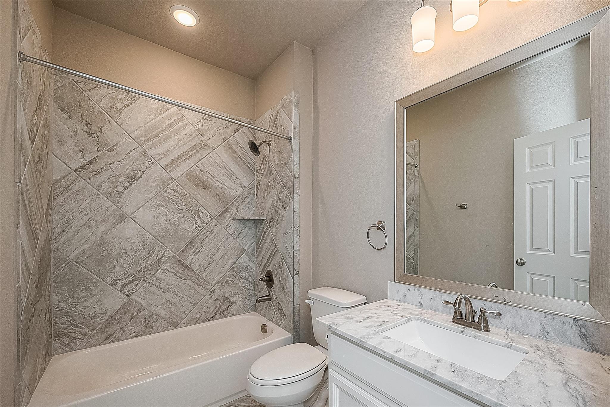 115 N Winter Sunrise Circle