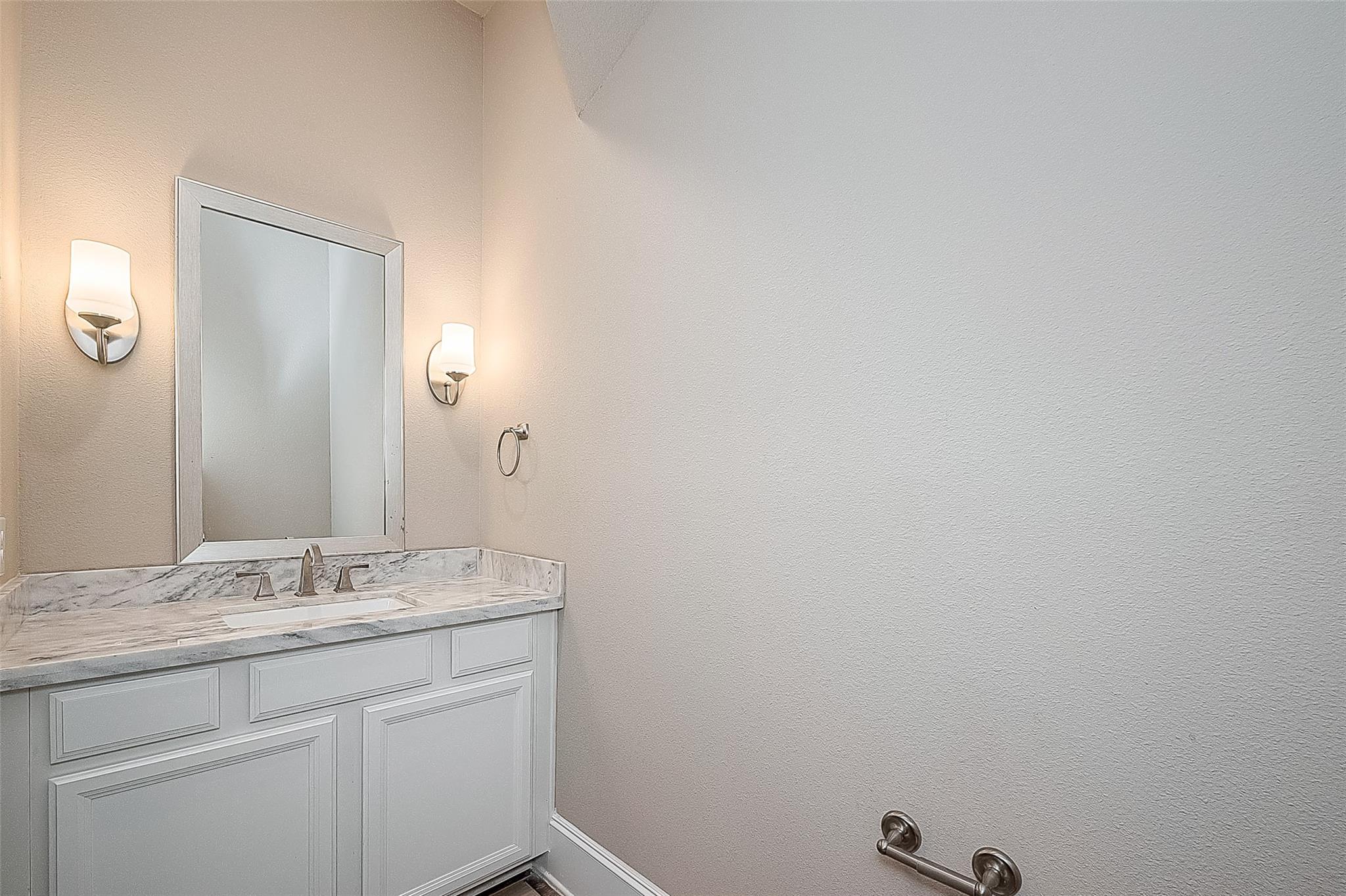 115 N Winter Sunrise Circle