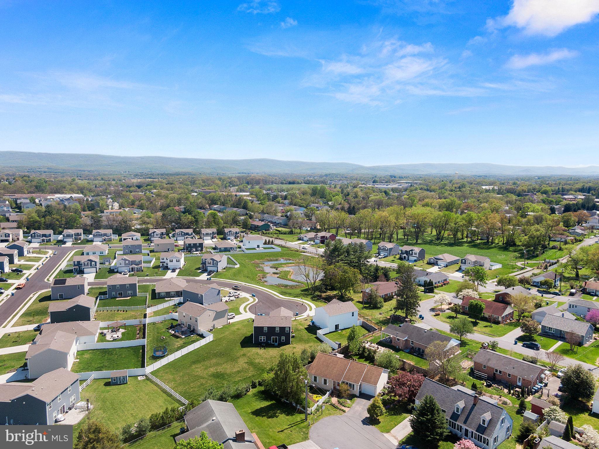 5 Circle Dr