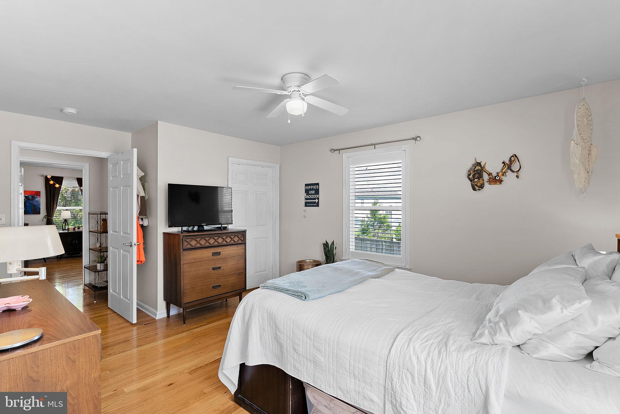 5 Circle Dr