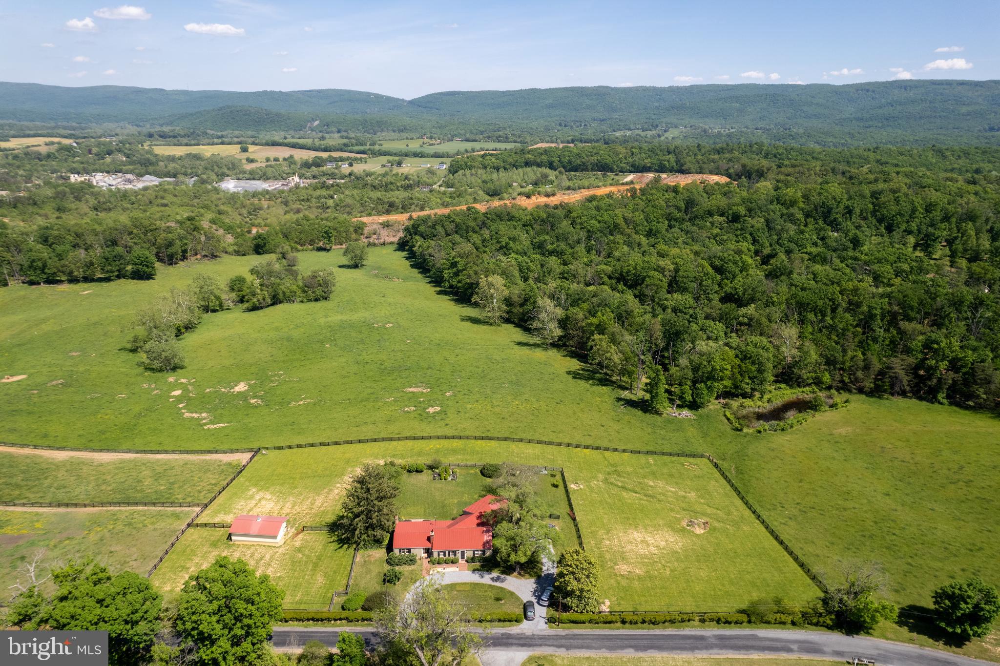 1019 Chilly Hollow Rd