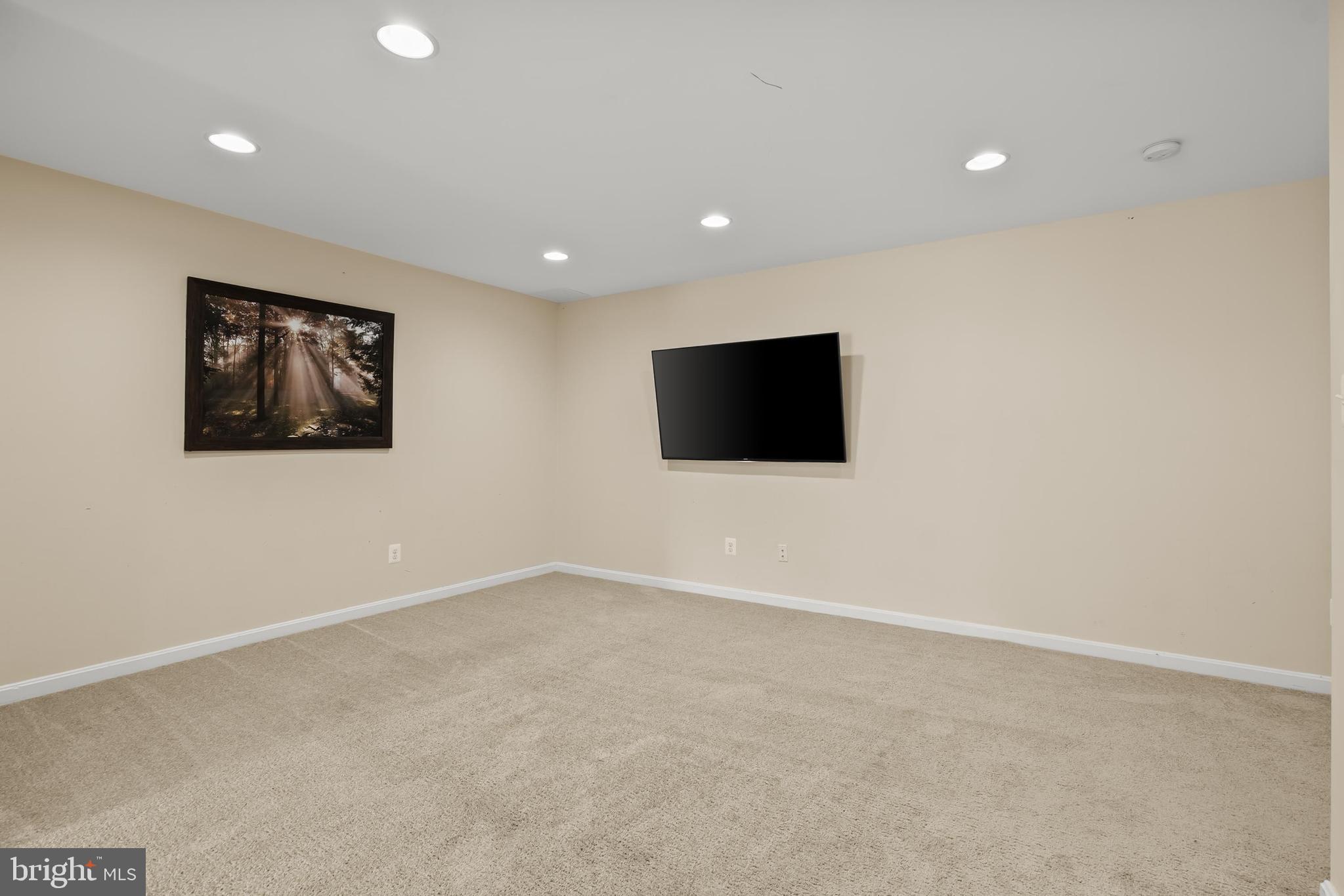 209 Jolliffe Cir