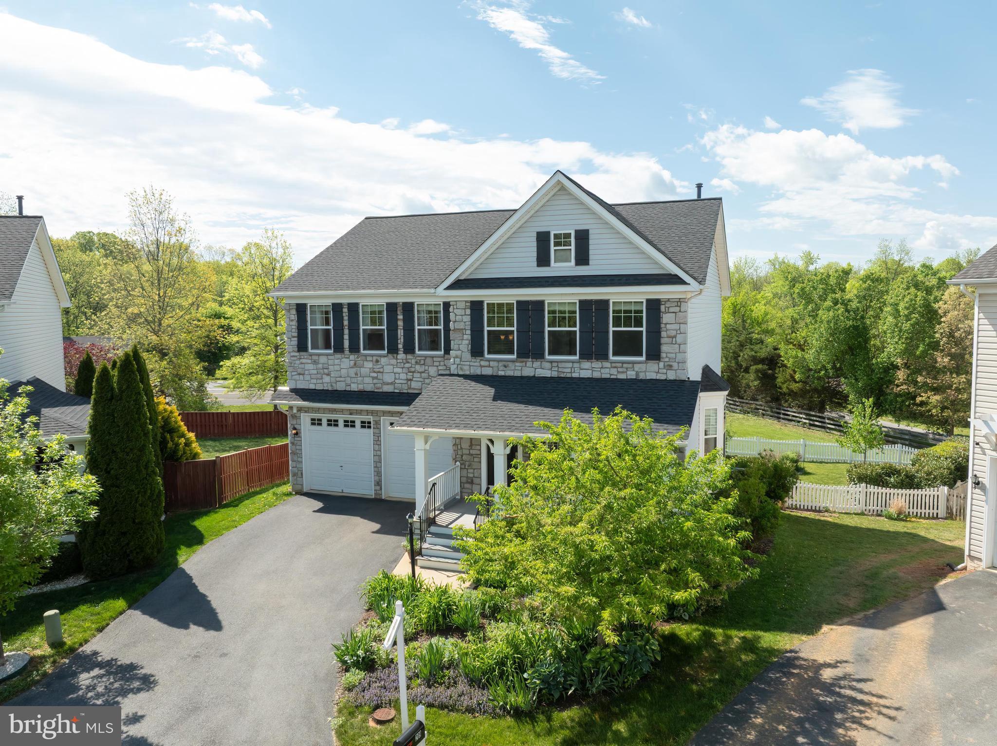 209 Jolliffe Cir