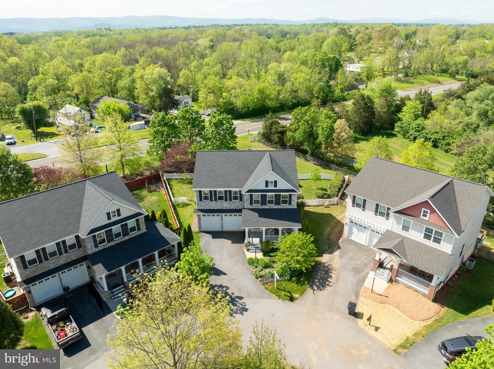 209 Jolliffe Cir
