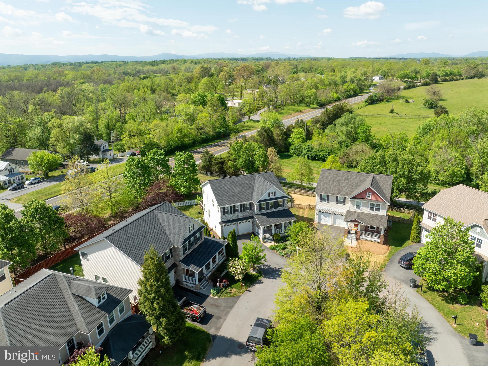 209 Jolliffe Cir