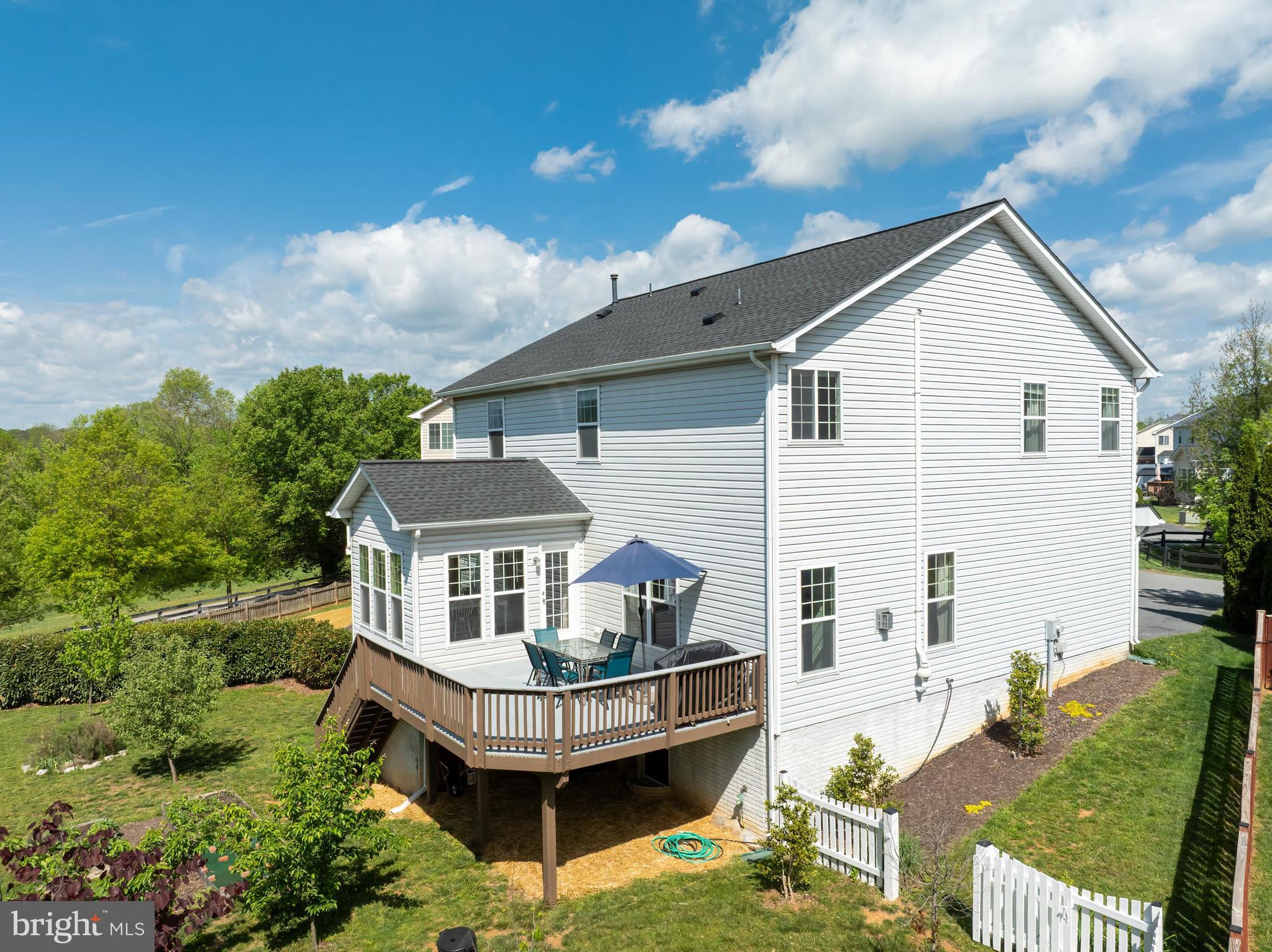 209 Jolliffe Cir