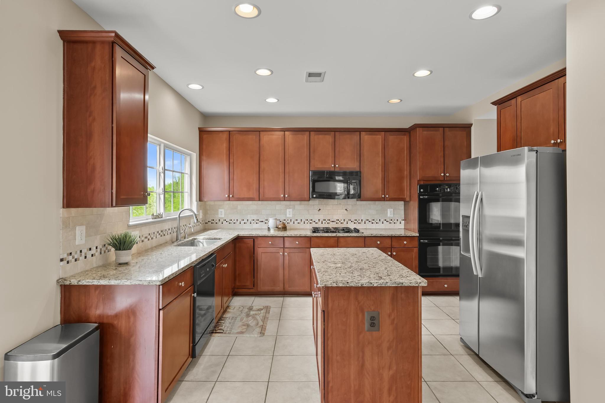 209 Jolliffe Cir