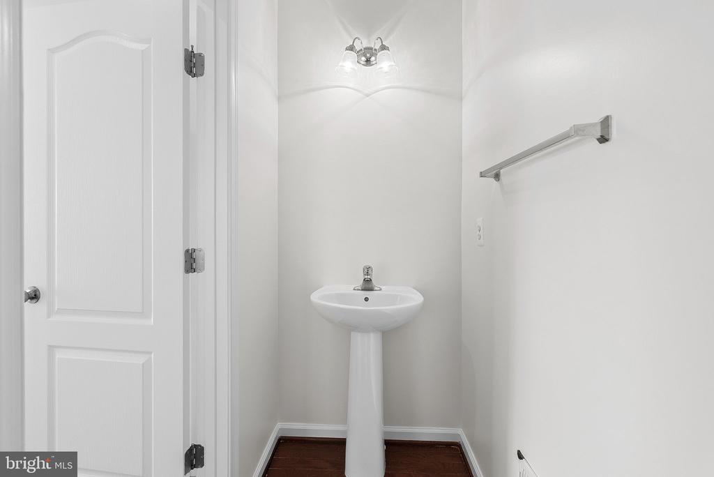 122 Farmhouse Ct