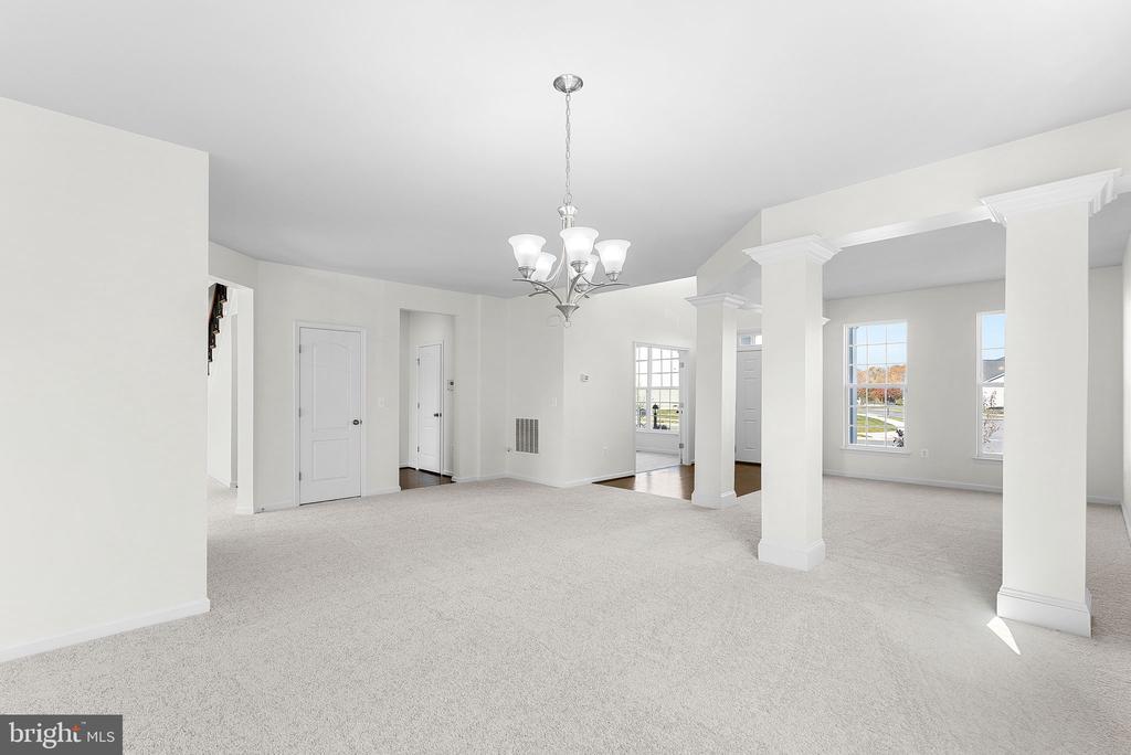 122 Farmhouse Ct