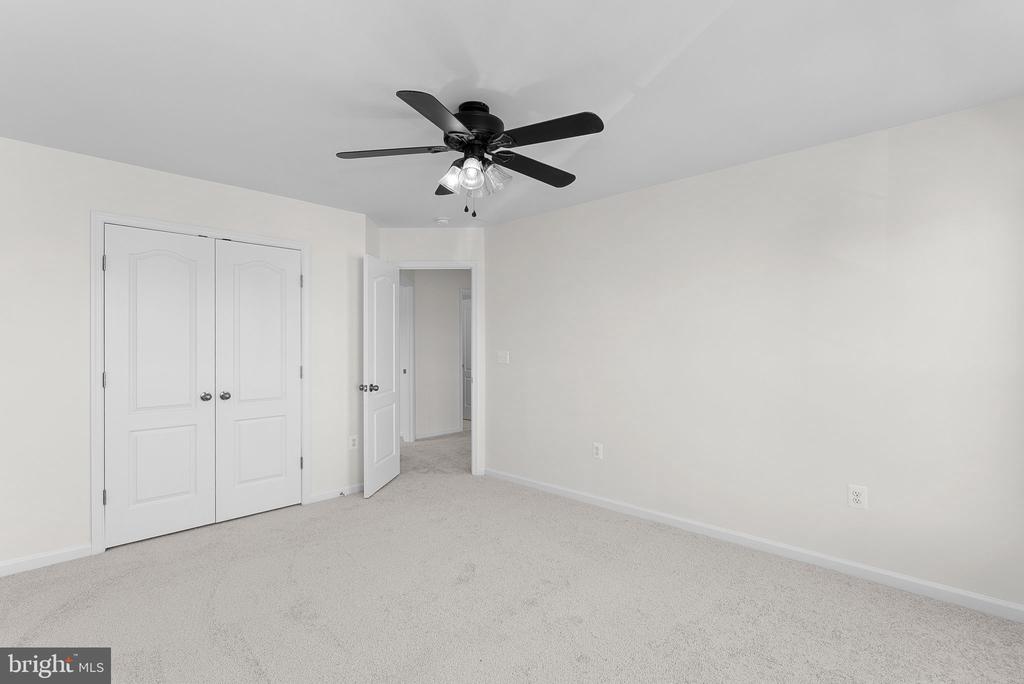 122 Farmhouse Ct