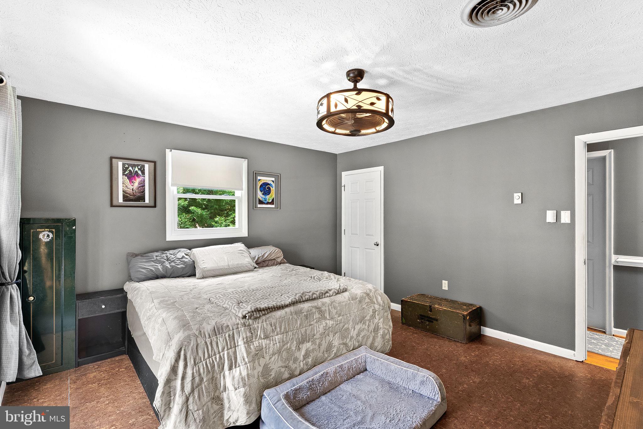 107 Massie Dr