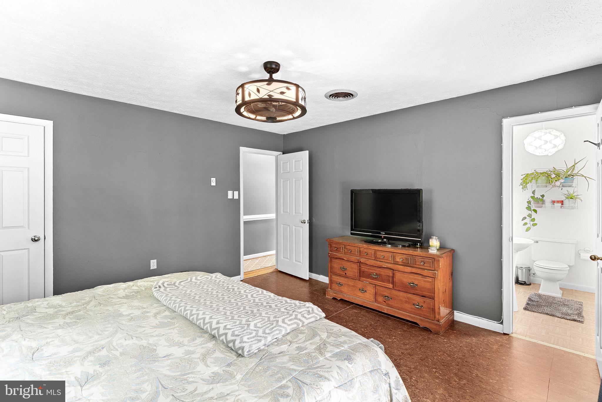 107 Massie Dr
