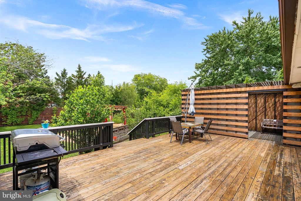 107 Massie Dr