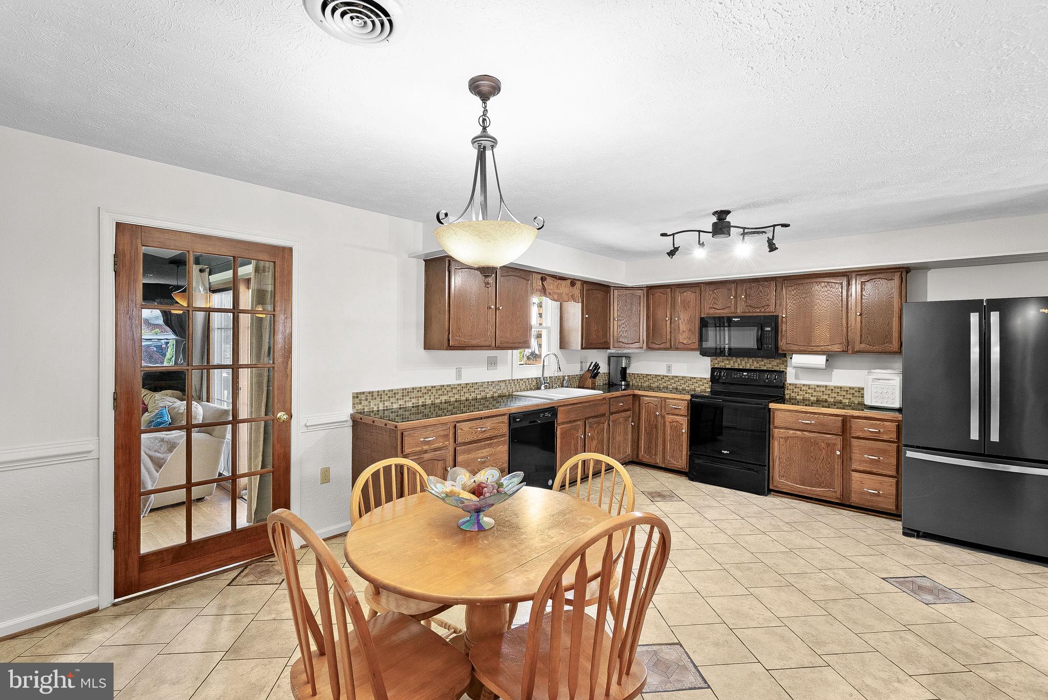 107 Massie Dr