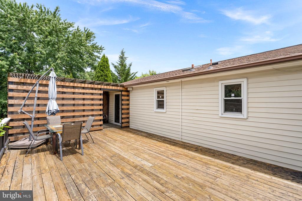 107 Massie Dr