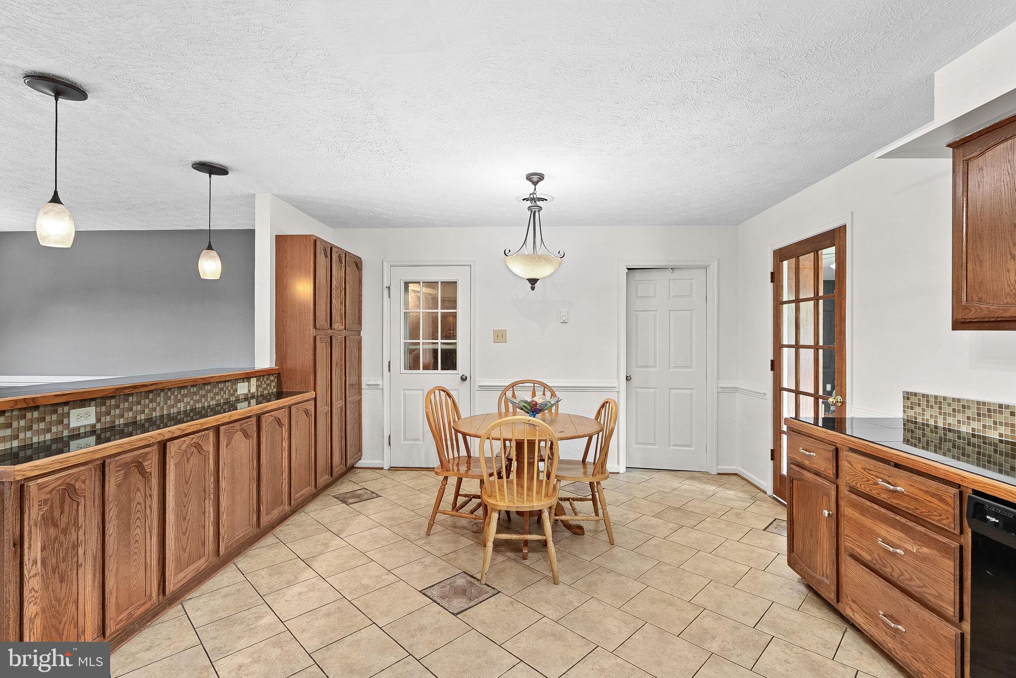 107 Massie Dr